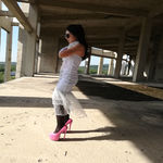 /photo/911427/娇嫩美妻 白纱荒山外拍/-153440b5429e80b6_1_5_small.jpg